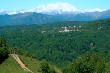 Vista di Coiromonte e del Monte Rosa